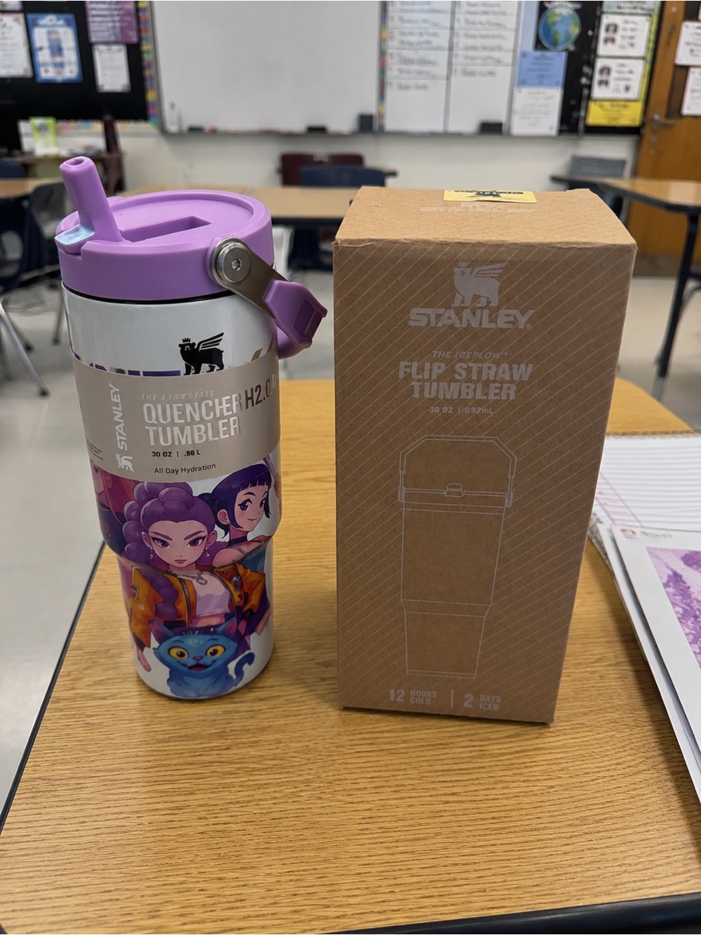 KPOP 30 oz Flip Straw Tumbler with Lid & Straw – Brand New - Picture 3 of 8